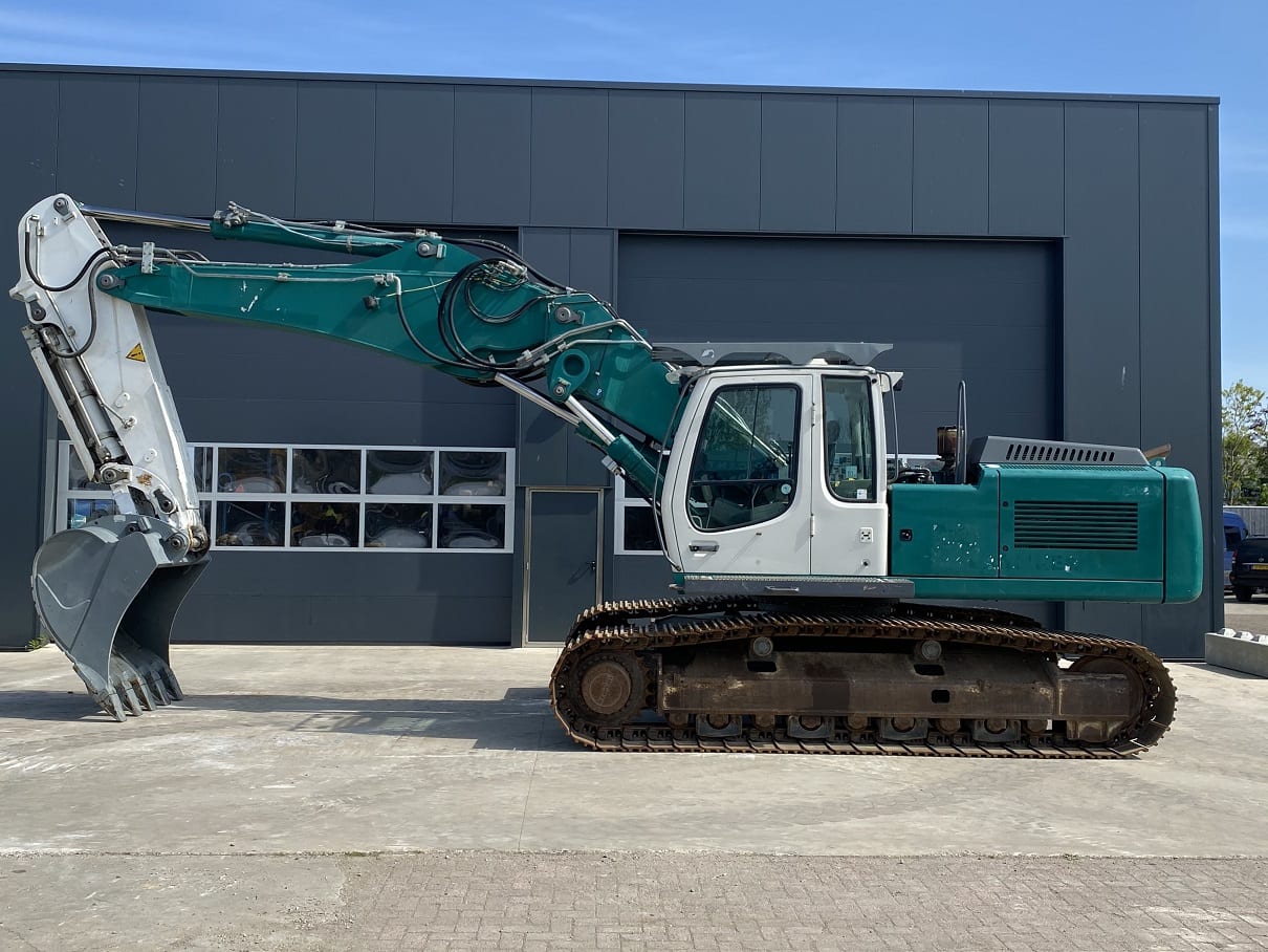 lIEBHERR R934C (1)